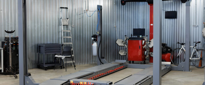 Why Diesel Truck Alignment Is Critical for Extending Tire Life and Reducing Fleet Costs